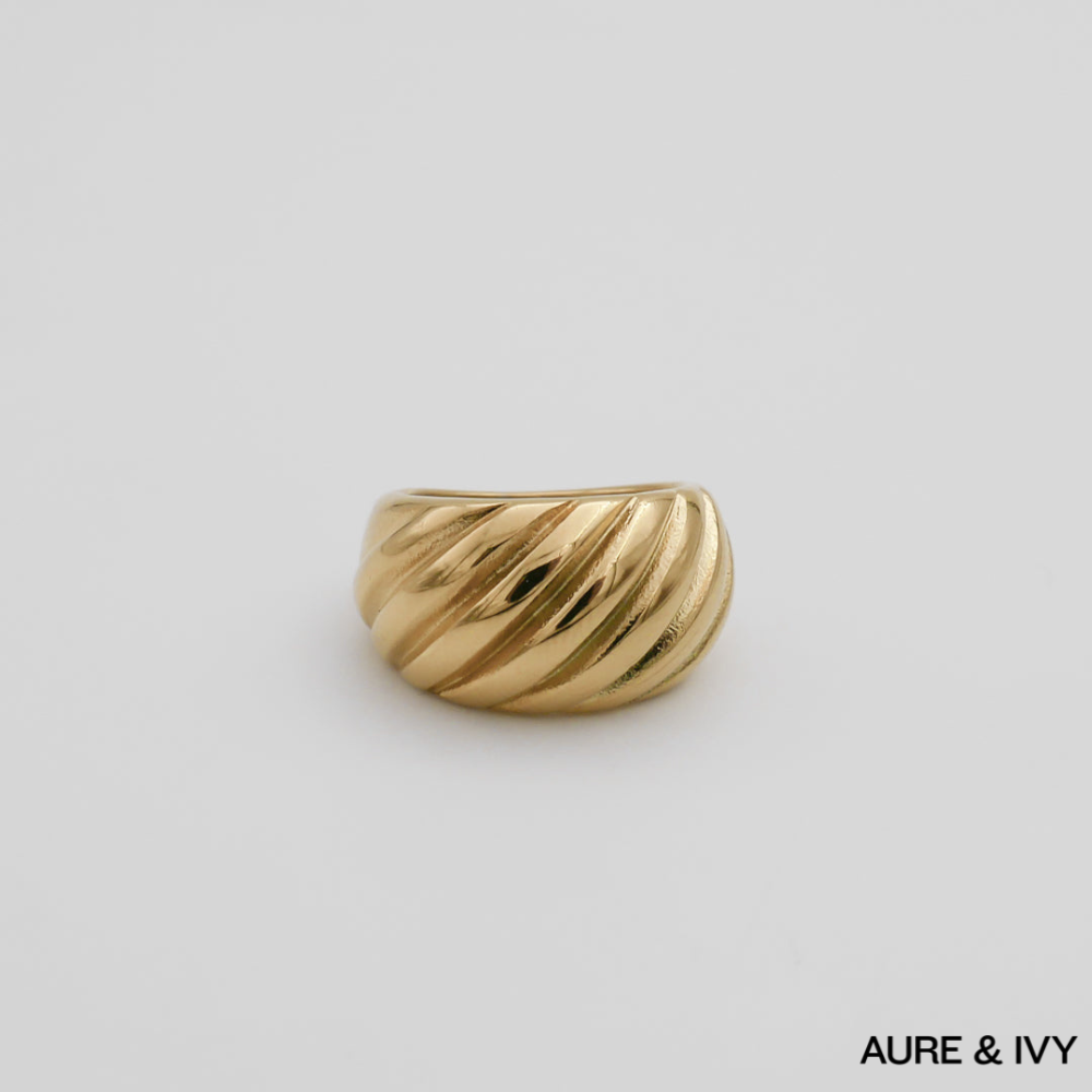 Venus Dome Ring | Gold