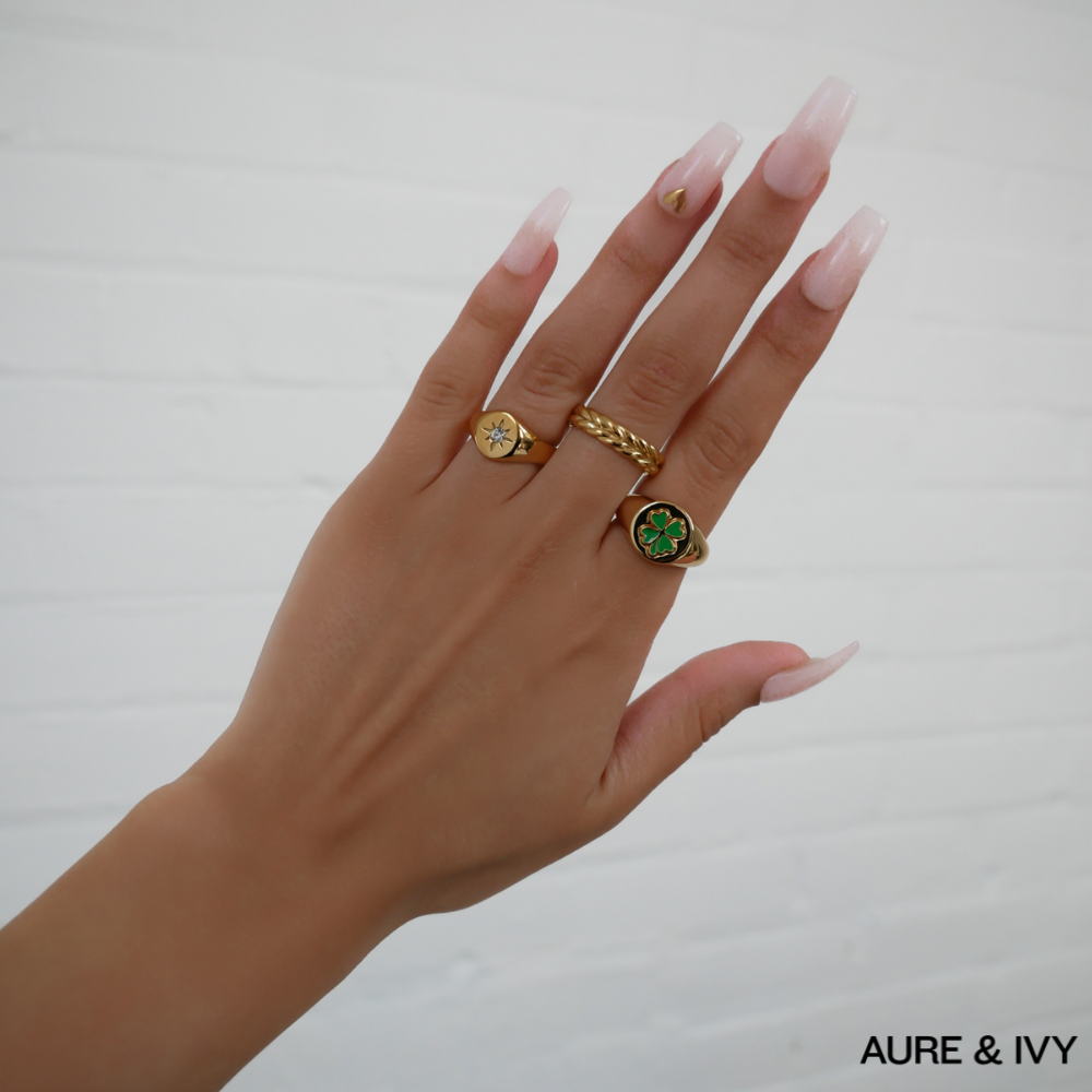 Four Leaf Clover Signet Ring
