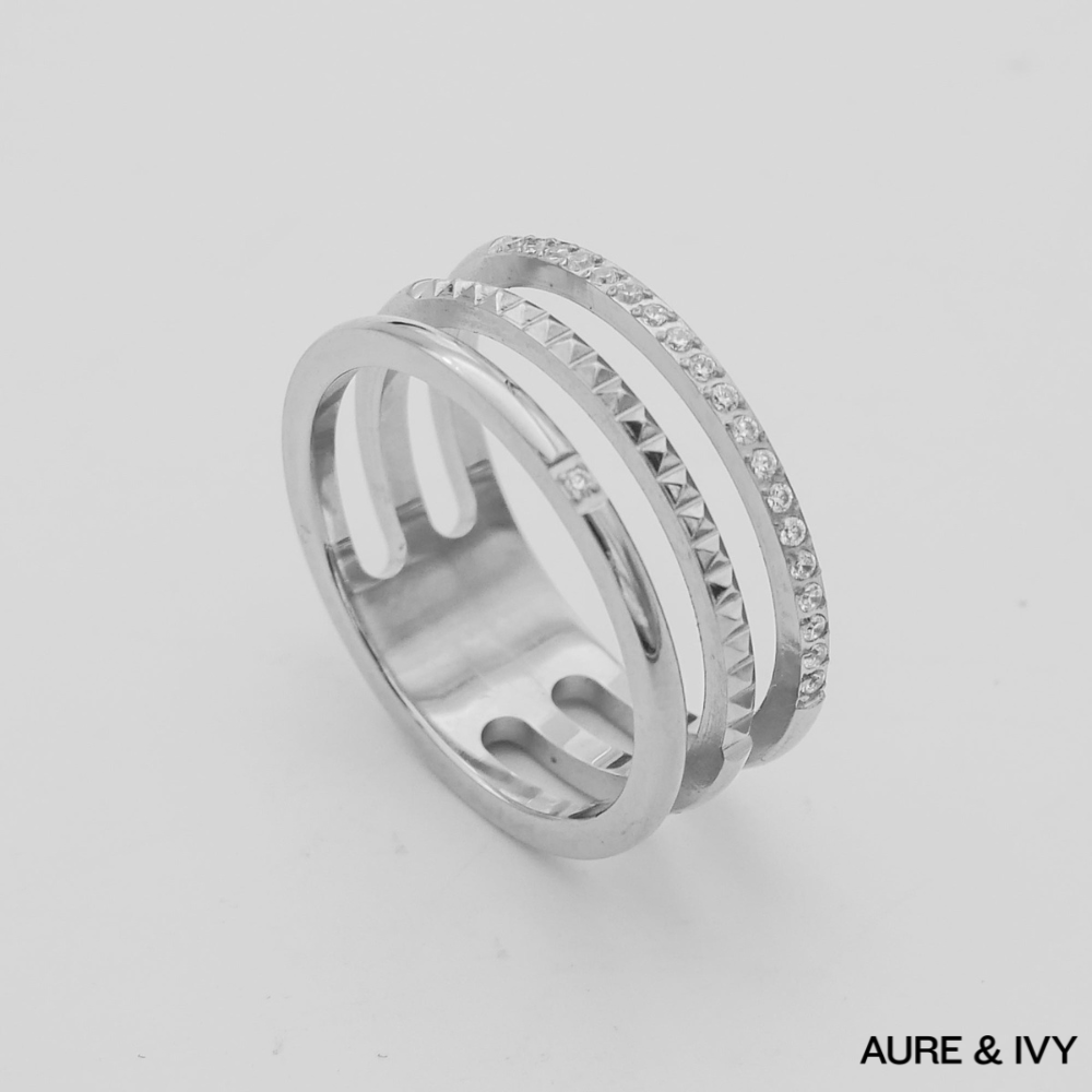 Trio Luxe Ring