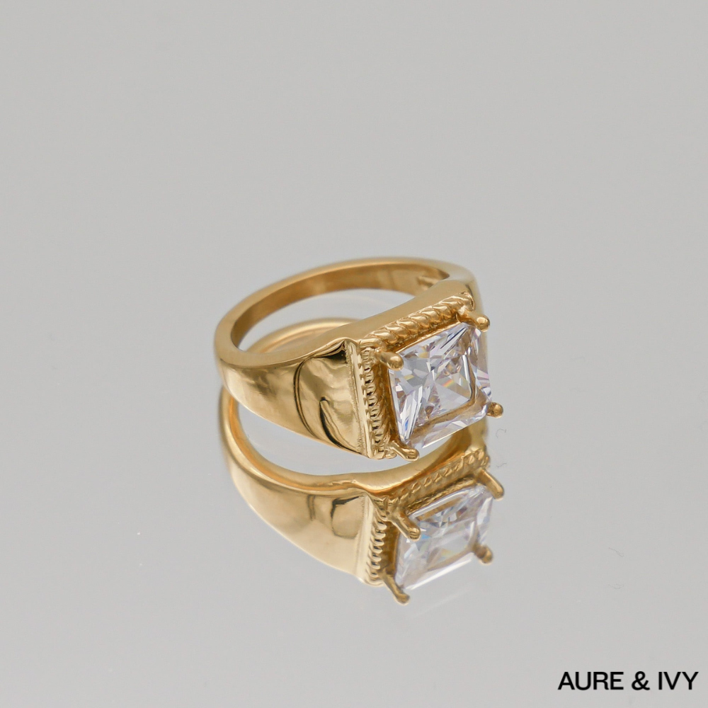 Solara Gemstone Signet Ring