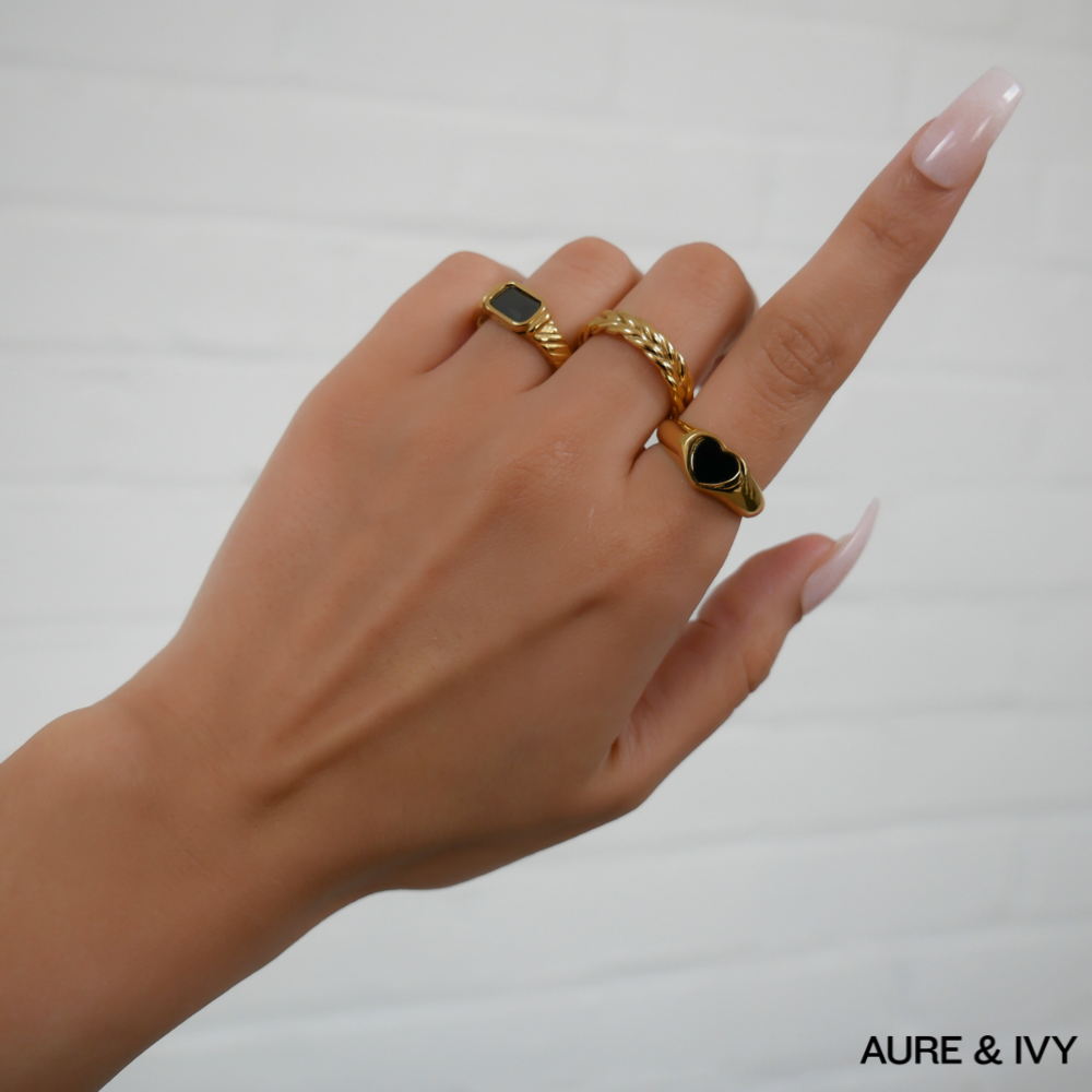 Daria Graceful Rope Ring