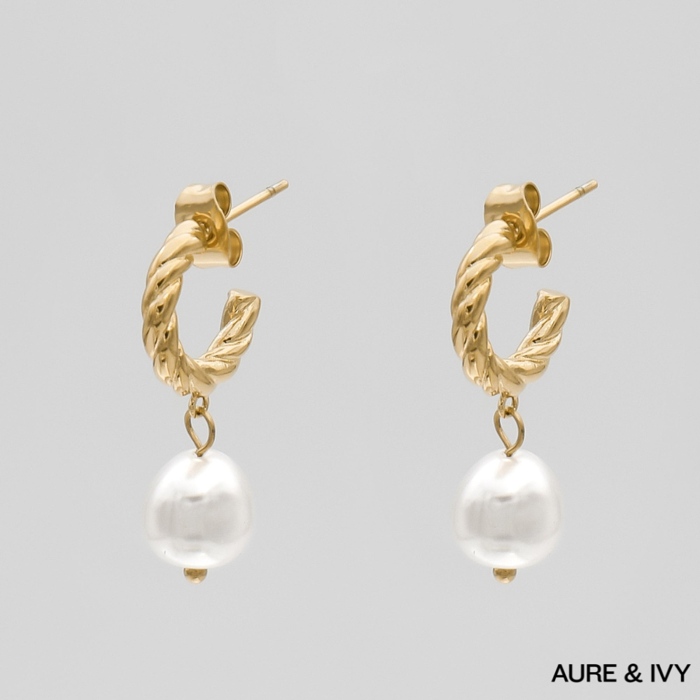 Blythe Pearl Hoops