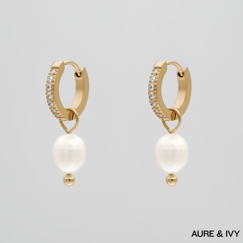 Elodie Pearl Earrings