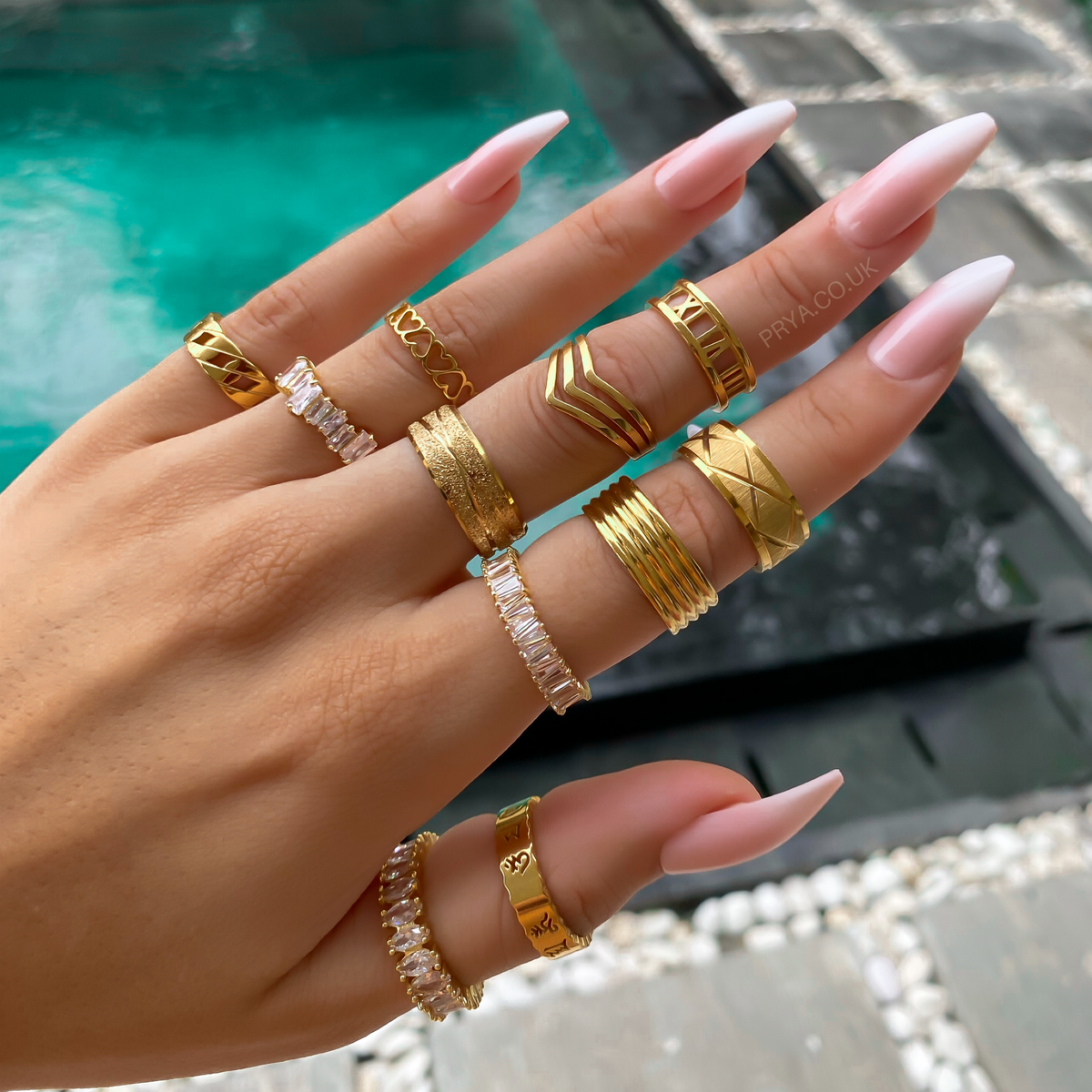 Elle Heart Ring