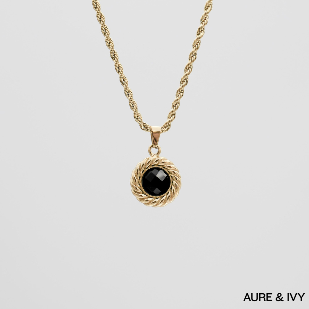 Esme Onyx Round Necklace
