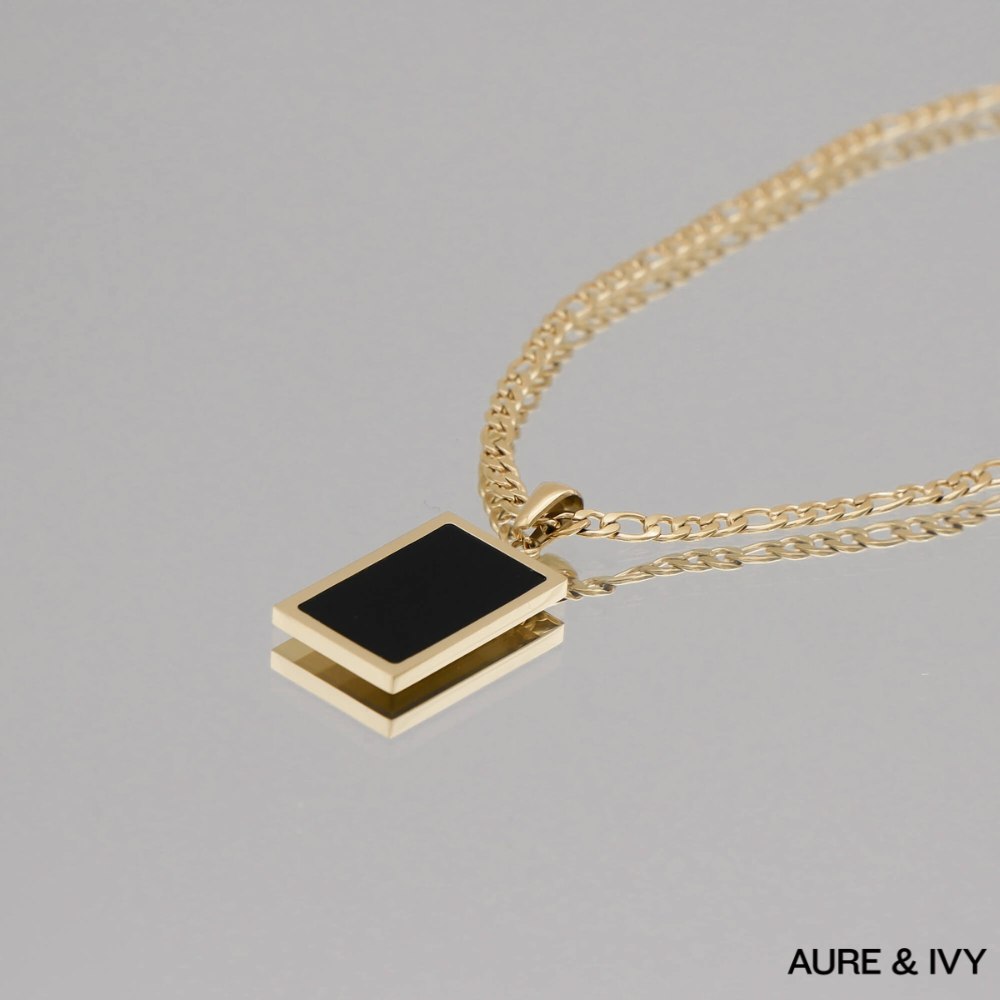 Saraya Onyx Tablet Necklace