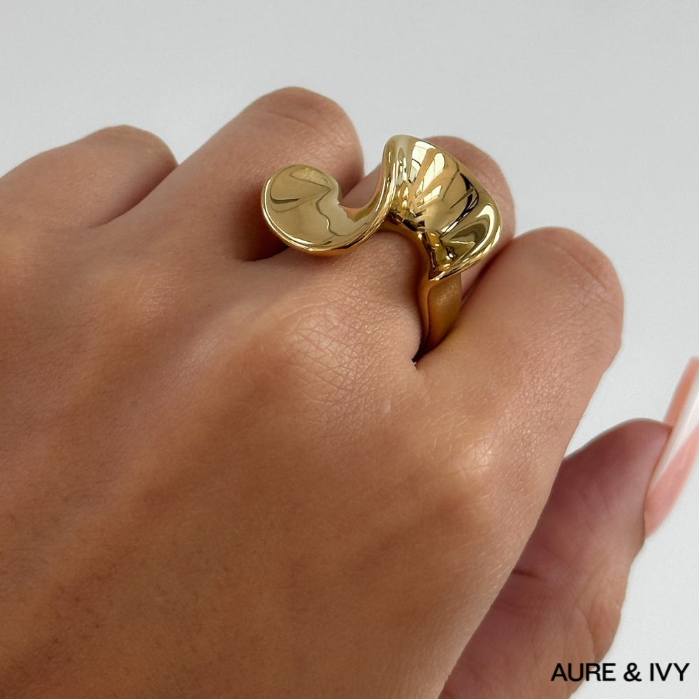 Juna Ring