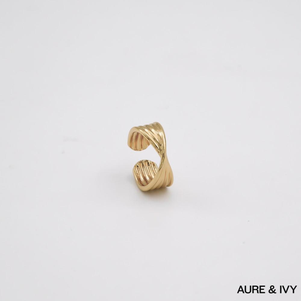 Cleo Ring
