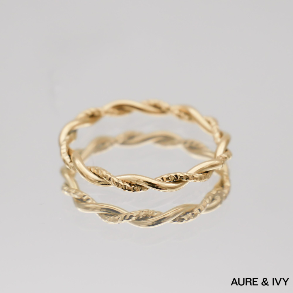 Aveline Spiral Band