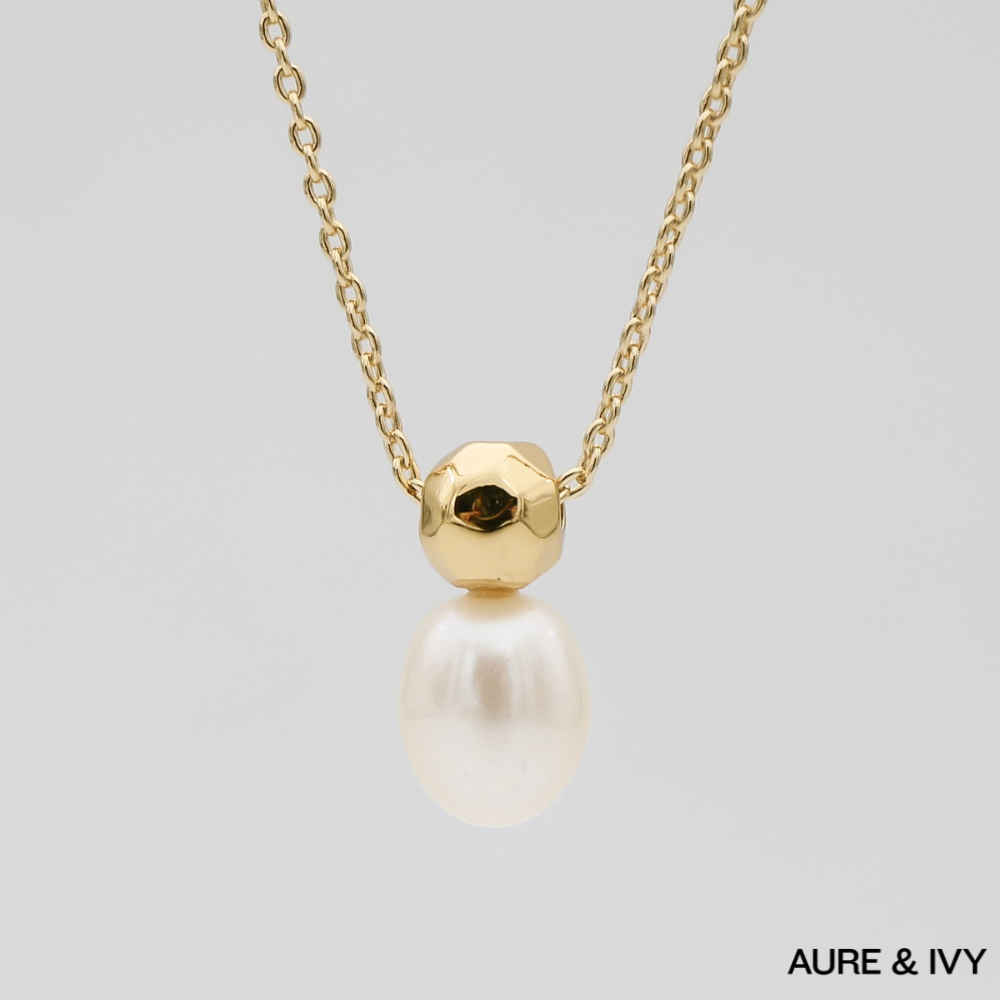 Nerina Pendant
