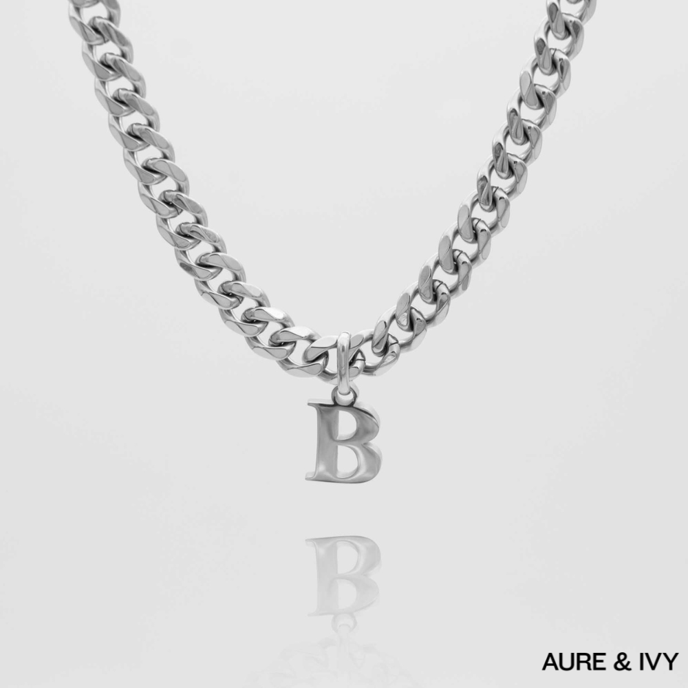 Mya Initial necklace | Thick Cuban