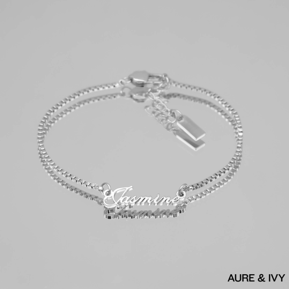 The Isla Name Bracelet